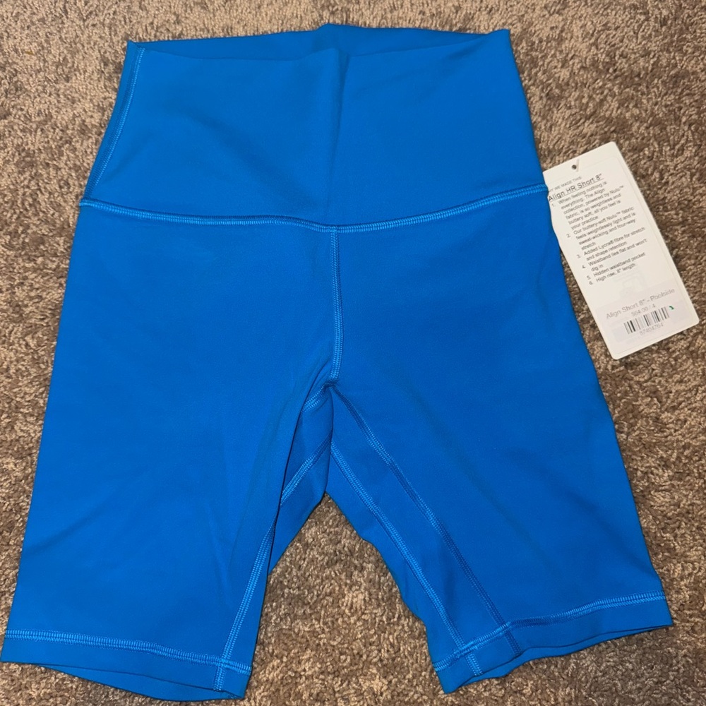 lululemon poolside blue biker Shorts. Size 4 8”